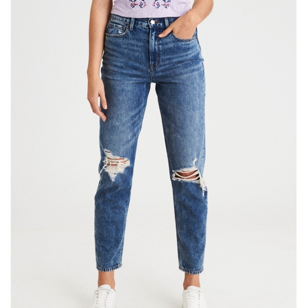 *brand new* American Eagle mom jeans